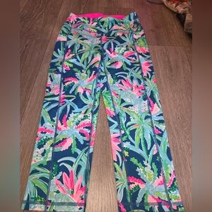Gently Used Lilly Pulitzer Medium Weekender Leggings